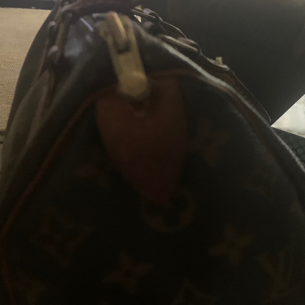 LV Speedy 25 in fair condition purchased from another seller !updated picture!! - Picture 4 of 9